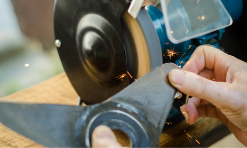 Sharpening a blade