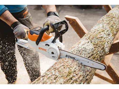 Stihl MSA 140 C-BQ Battery-powered Chain Saw Set